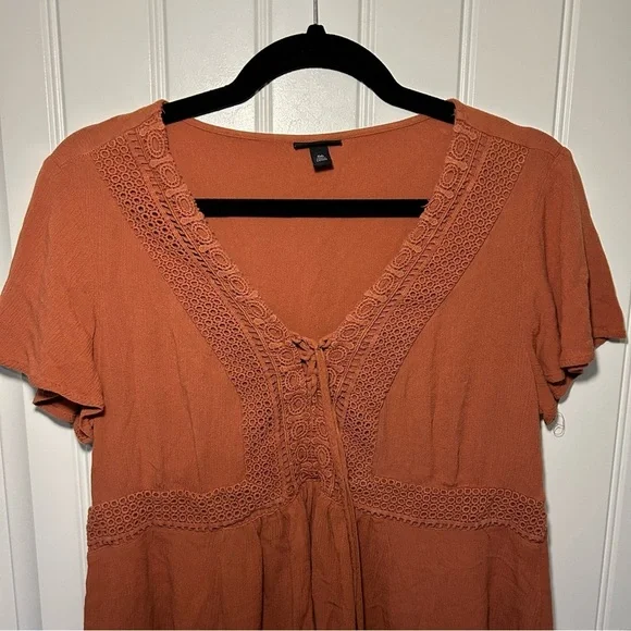 Torrid Burnt Orange Babydoll Crinkle Gauze Crinkle Short Sleeve Blouse Size 00 - Picture 2 of 8